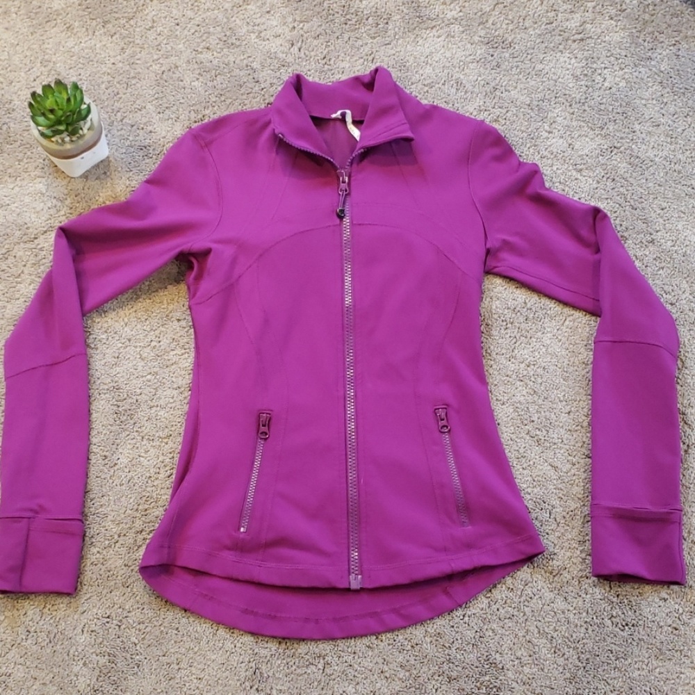 Lululemon Define